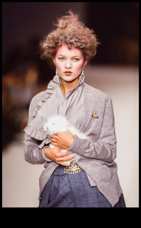 مدرج الأرانب: إكسسوارات عصرية للأرانب المرتدة