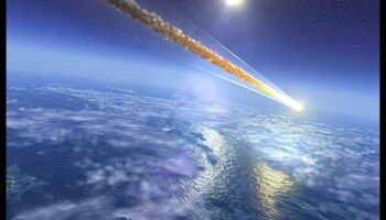 مسارات المجرة: تتبع رحلات النيازك في الكون