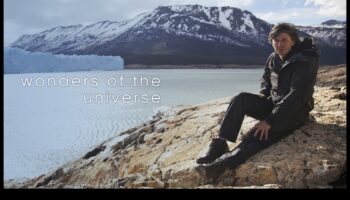 إطلاق العنان للكون: دليل لعجائب علم الفلك