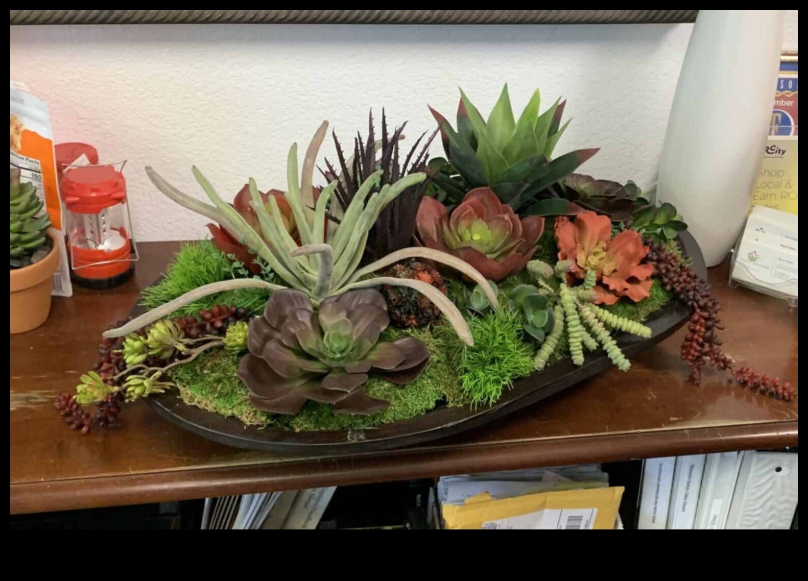 كيف يمكنني دمج الطرق الإبداعية لاستخدام العصارة في الديكور الحديث؟